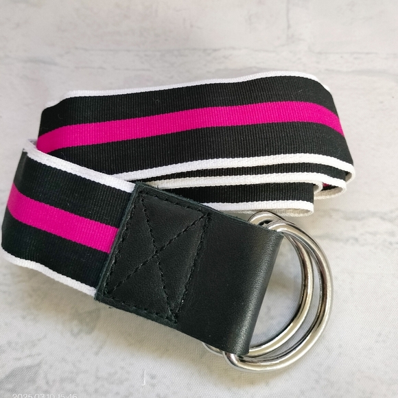 Nick Golf Black and Pink Striped Women's Belt Sz M/L D Ring Closure Preppy Work - Picture 1 of 7
